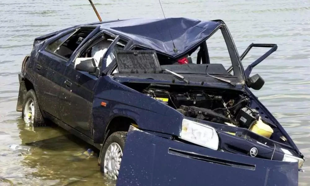 Κατερίνη: Έπεσε με το αυτοκίνητό του στη θάλασσα – Τον απεγκλώβισε λιμενικός